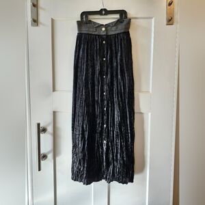 Vintage 90's Neil & David Crushed Velvet Button-Front Maxi Skirt in Black
